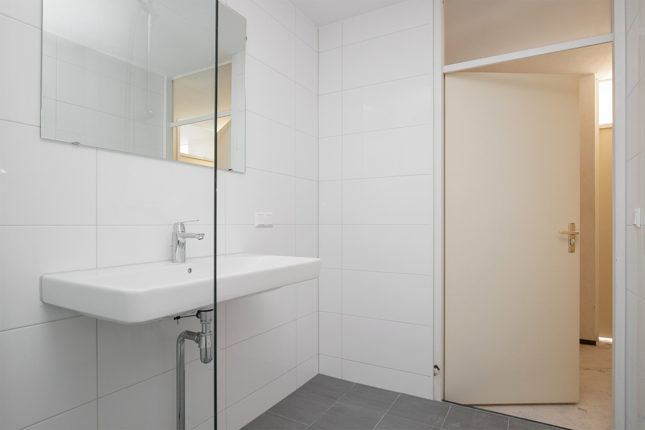 Appartement te huur: Buitenbassinweg 510, Rotterdam