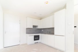 ez83481-hdr-min.jpg