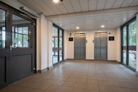 05.jpg