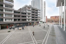 02.jpg