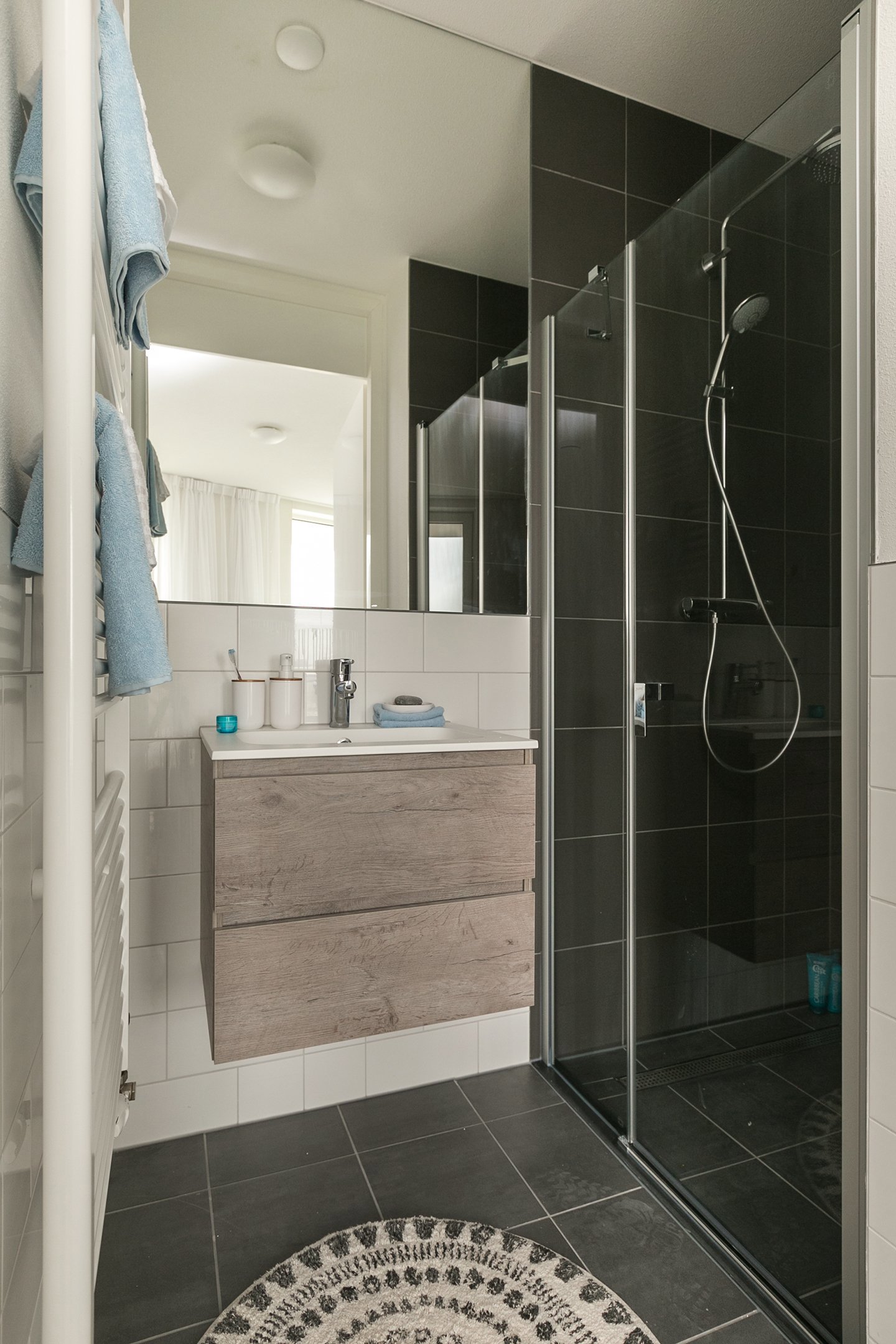 Appartement te huur: Julianaplein 19D, Amsterdam