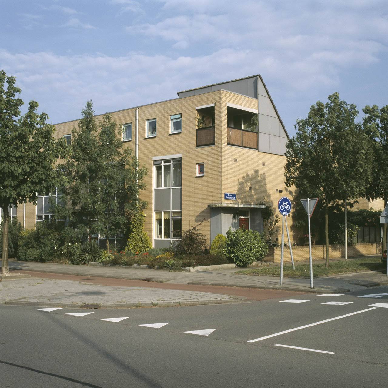 10834-ringvaartplasbuurt-ii-rotterdam-vrije-sector-huurwoningen-ft2595.jpg