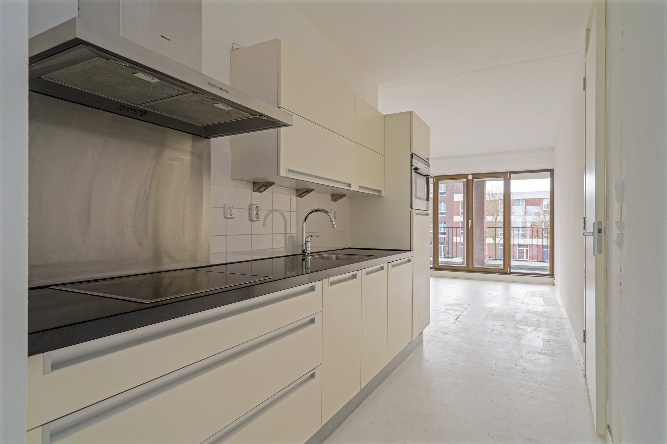 Appartement te huur: Bert Haanstrakade 12, Amsterdam