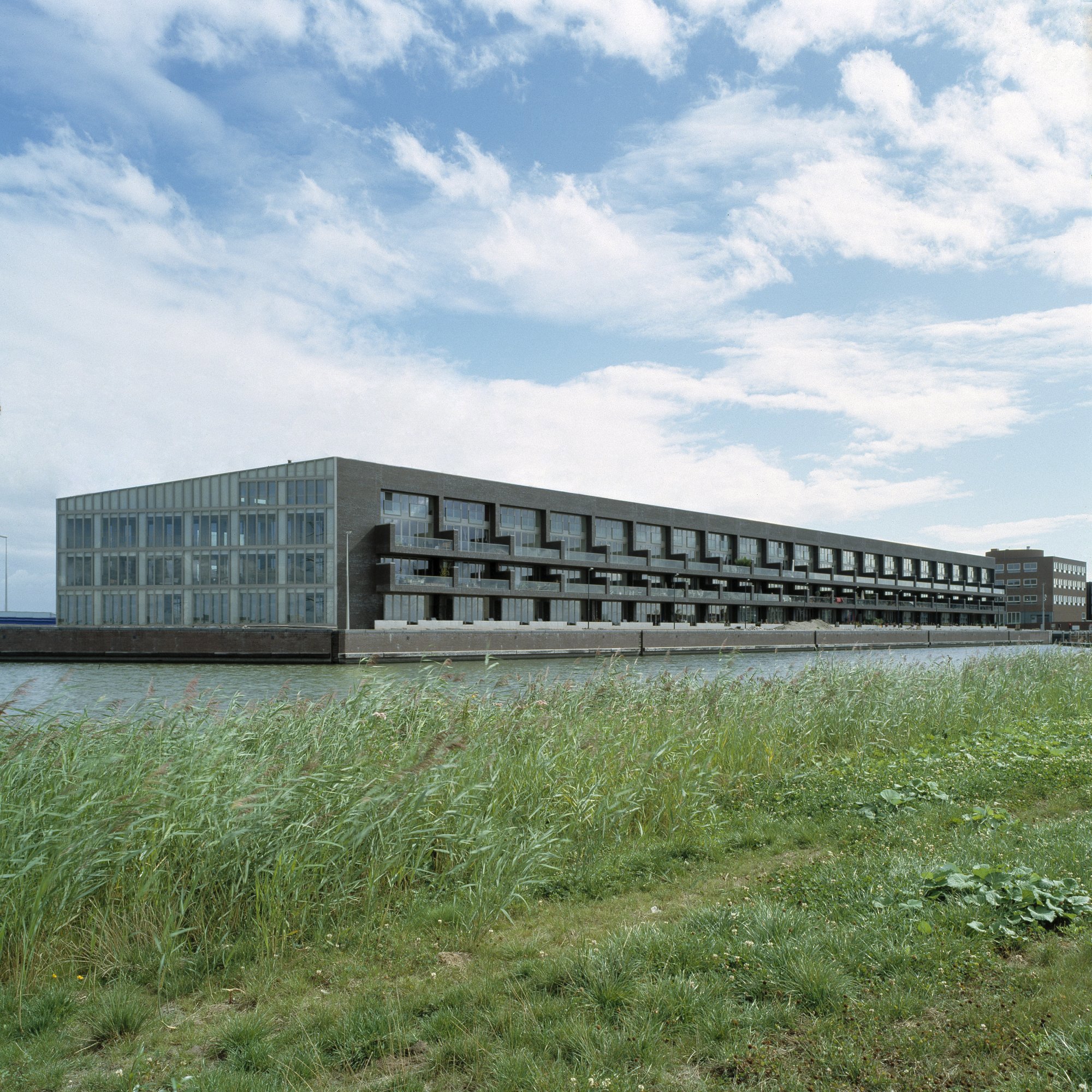 11138-blok-4-appartementen-amsterdam-complexfoto-008.jpg